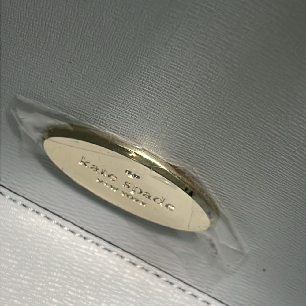 KATE SPADE Darcy Small Black Bucket Bag in EUC - Picture 13 of 16
